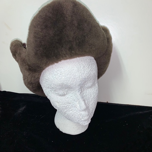 SHEEPSKIN TRAPPER AVIATOR HAT UNISEX CANADA MADE - Picture 2 of 5